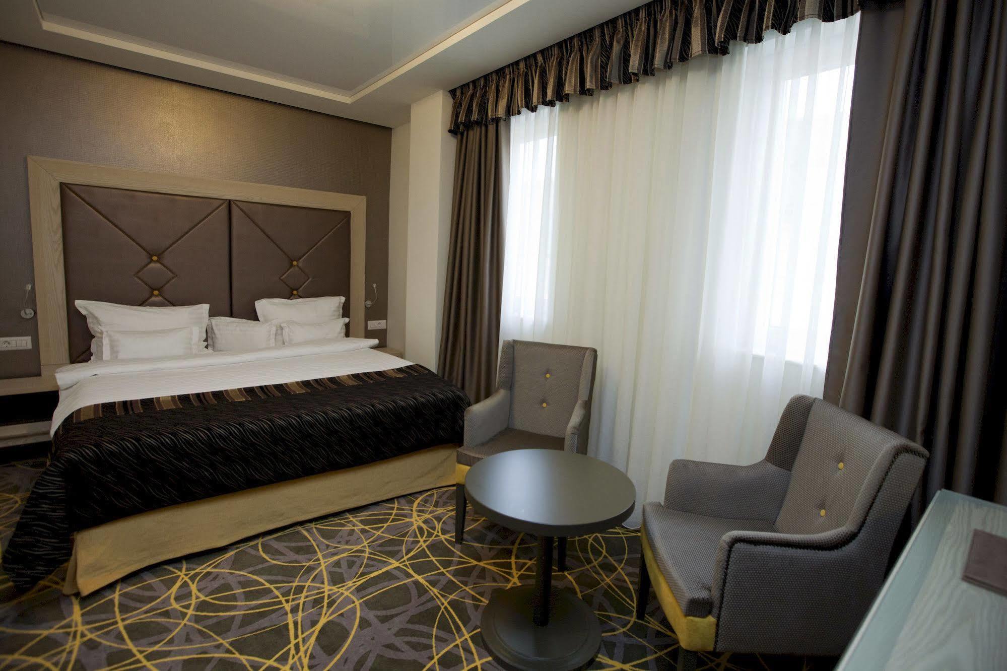 Exclusive Hotel & More Sibiu Luaran gambar