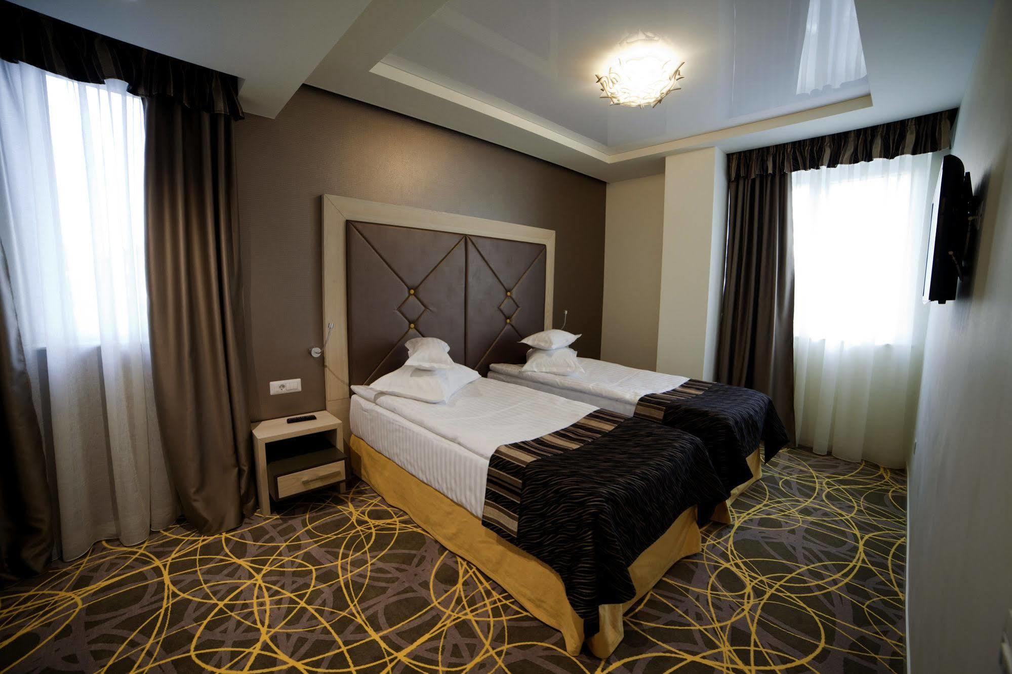 Exclusive Hotel & More Sibiu Luaran gambar